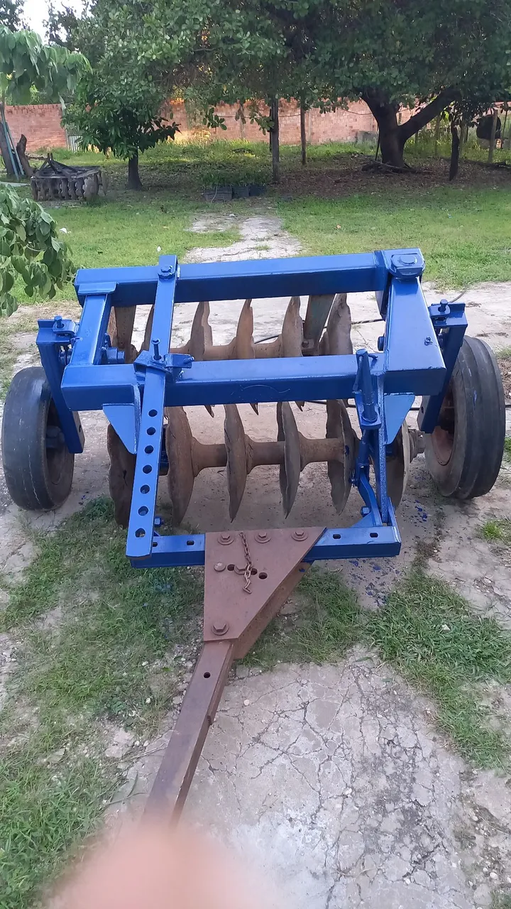 Grade Aradora Agrícola - Perfeita para Preparo do Solo