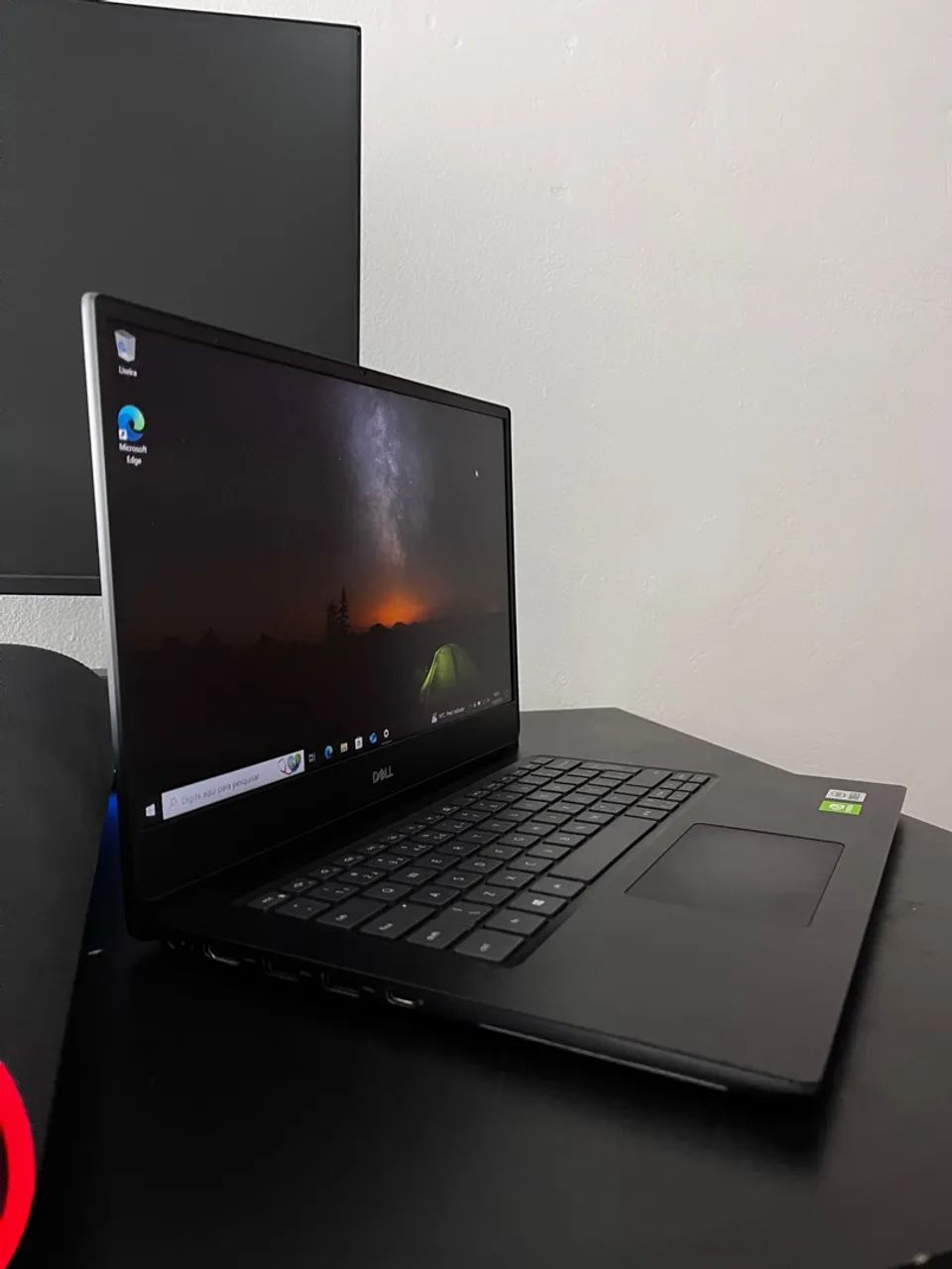 Notebook Dell Vostro 5490 | i5 11ª Geração | 8GB de RAM | SSD 256GB | Nvidia 230MX -2GB
