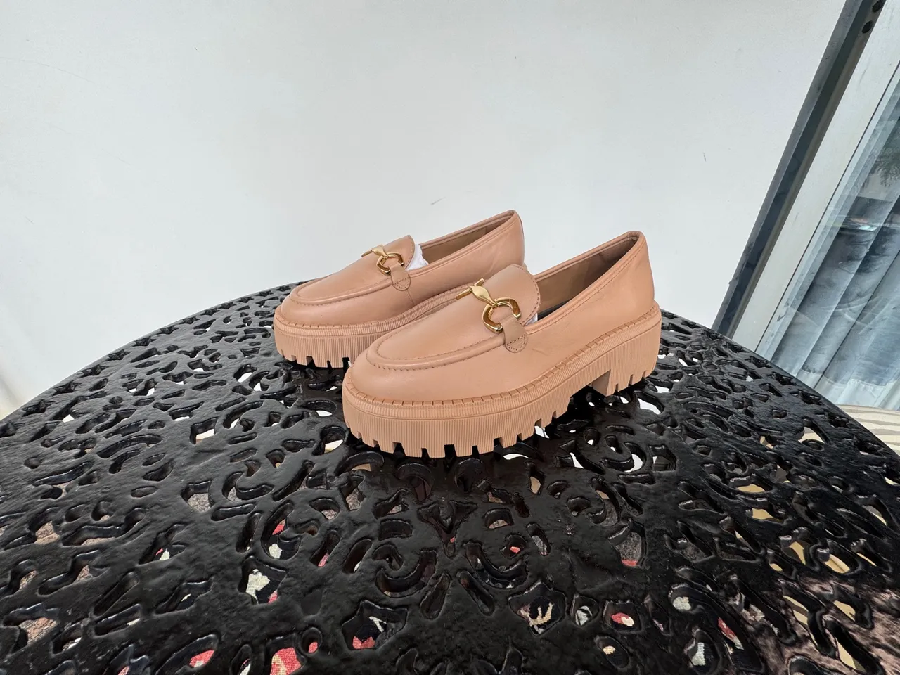 Loafer Meia Prata em Couro
