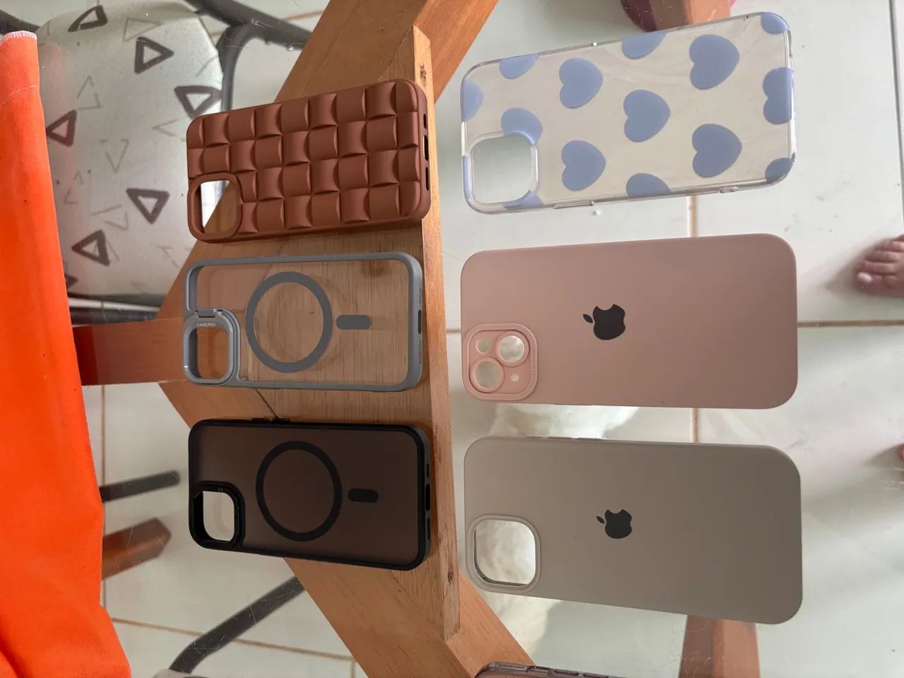 Capas para iPhone 13 e 14 - Seminovas - Foto 2