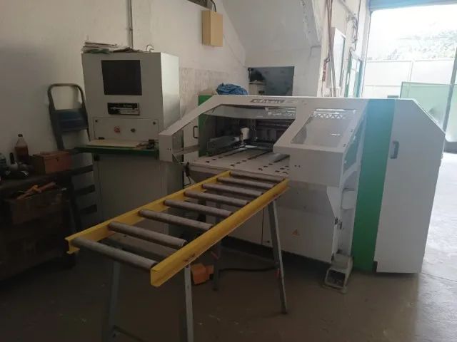 CENTRO DE FURAÇÃO PARA MADEIRA GIBEN  