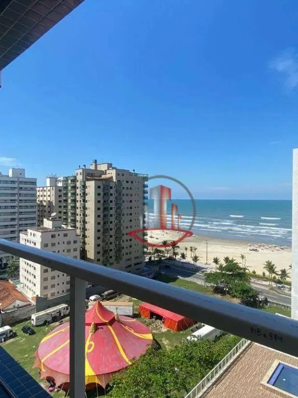 Apartamento de 1 dormitório novo com suíte e vista mar