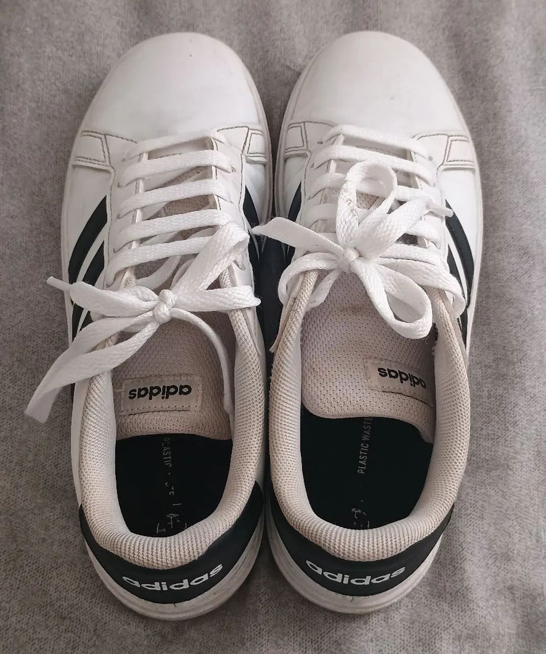 Tênis Adidas Branco 35 - Foto 2