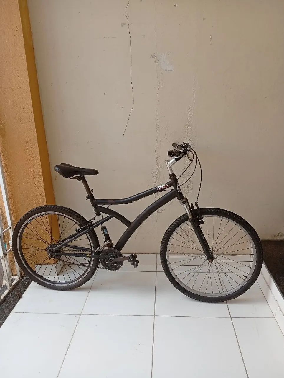 250 $ bicicleta aro 26 - Foto 2