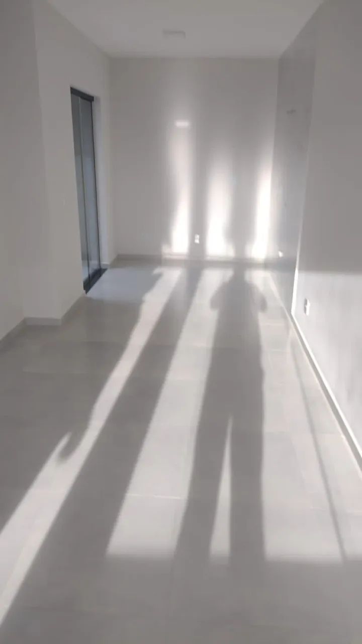 Linda residência com 02 quartos e amplo terreno no esplanada !! - Foto 3