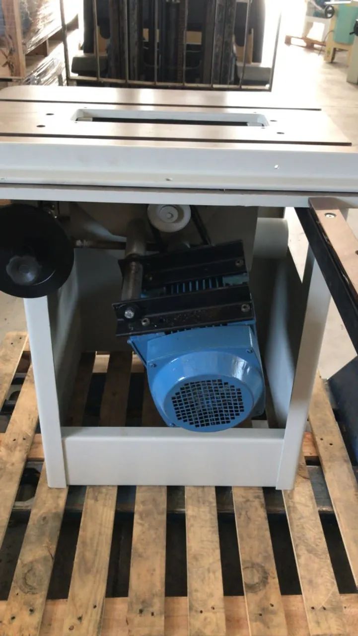 Serra de Bancada 5CV | Mesa Ferro Fundido 80x76cm | Eixo Inclinável - Foto 2