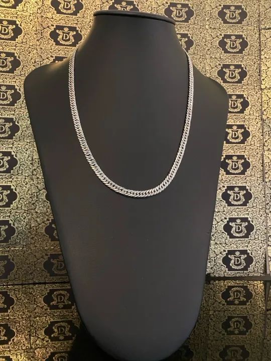 Corrente em Ouro Branco 18K 750 35 gramas  - Foto 4
