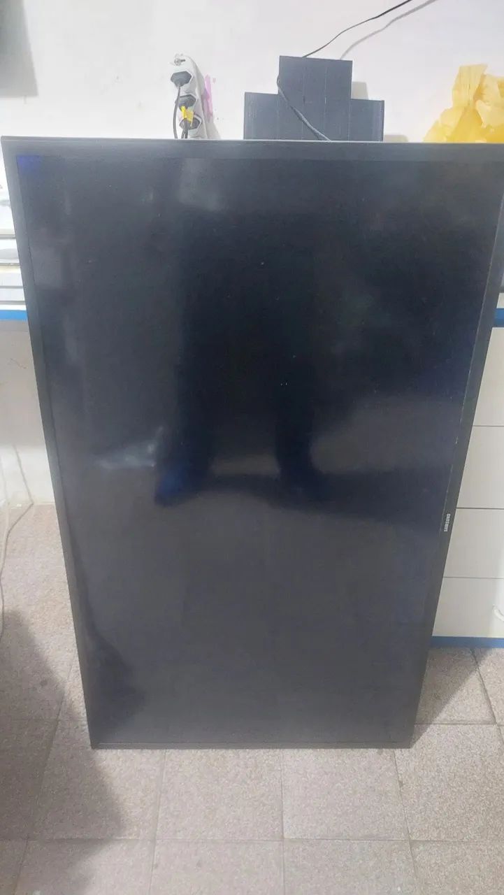 TV Samsung 43" Defeito