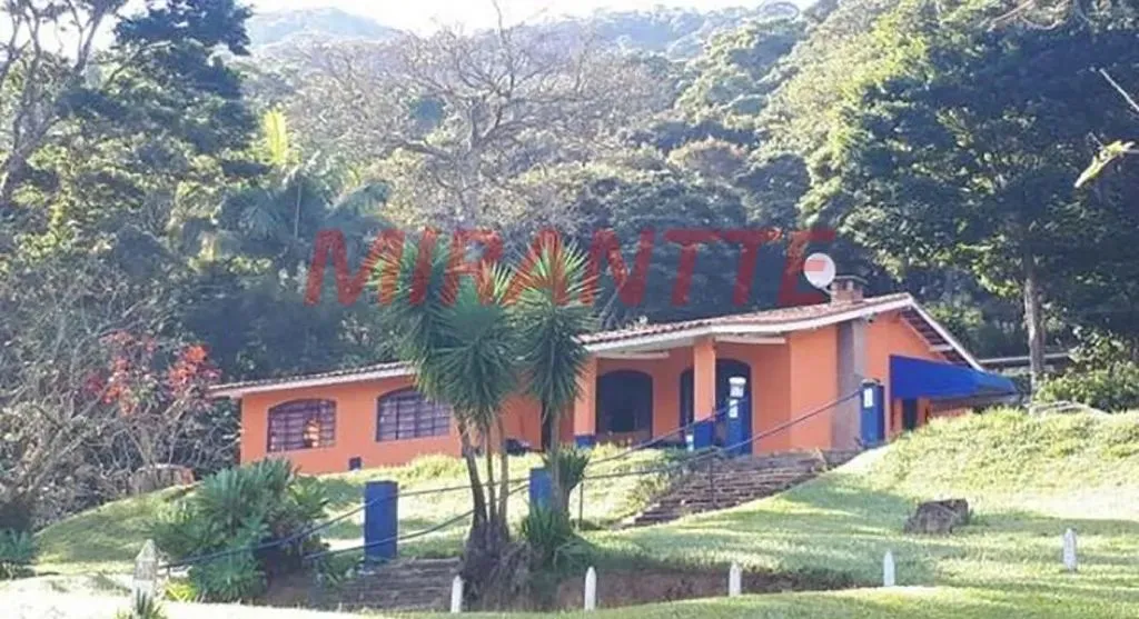 Chácara com 5 quartos em Lopo