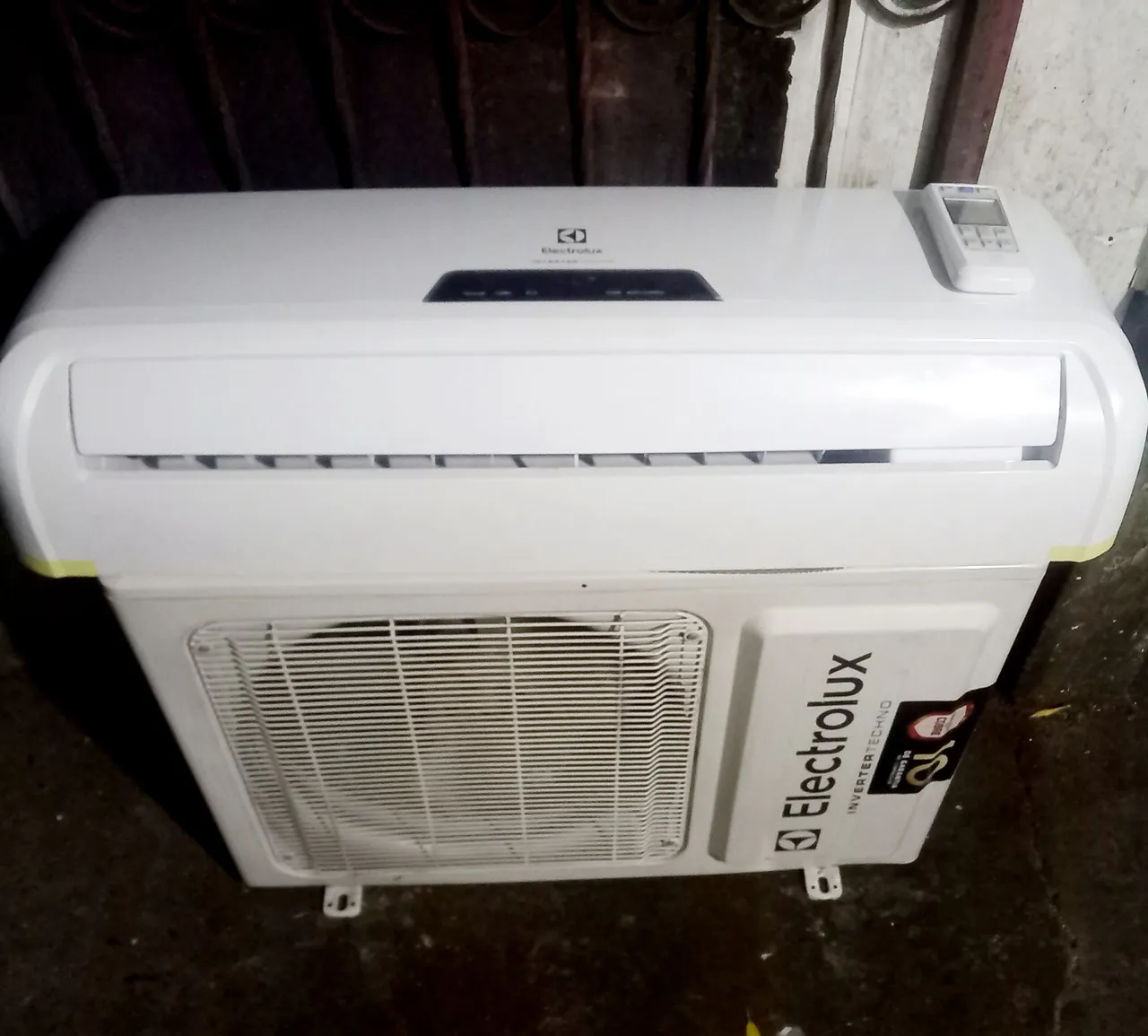 Split Electrolux tecno inverte 12000 Btus, no ponto de instalar