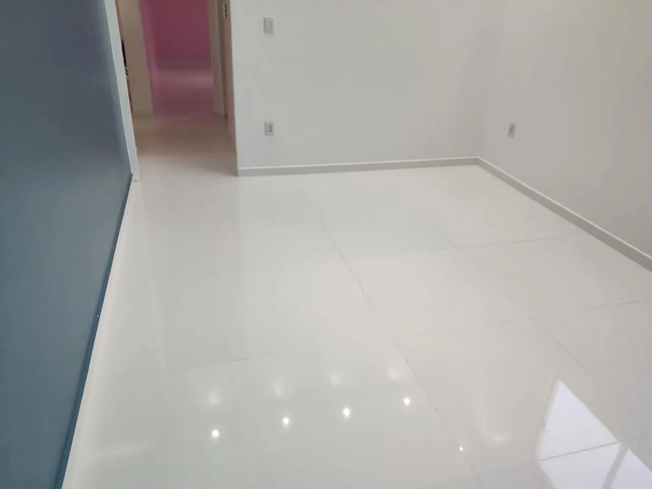 Reformas  .em cerâmicas   porcelanato e pinturas reformas geral  - Foto 4