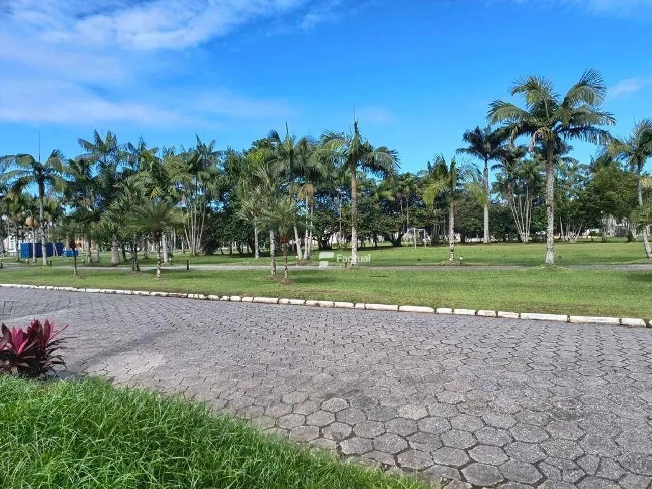 Terreno à venda, 1000 m² por R$ 1.200.000,00 - Acapulco - Guarujá/SP - Foto 3