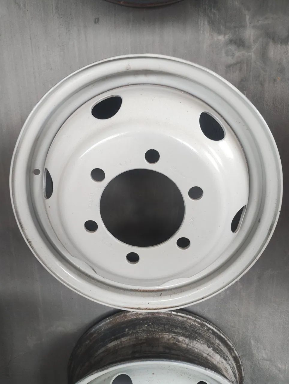 Roda iveco 16 - Foto 2