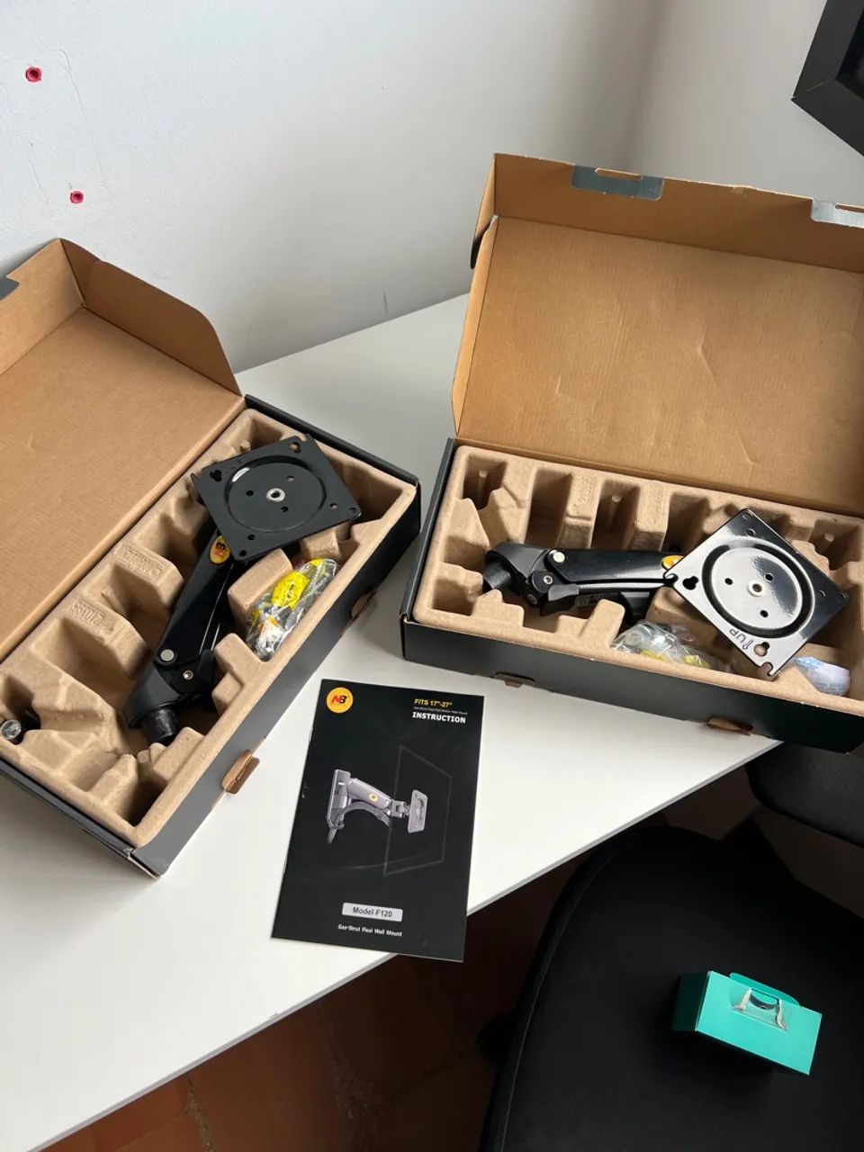 Suporte para Monitor Articulado F120 De Parede