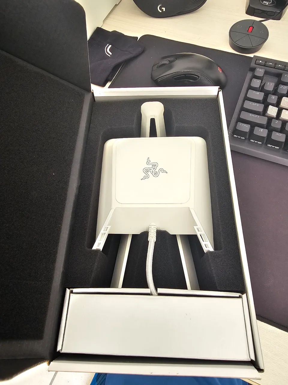 Razer headset stand64522264970371123