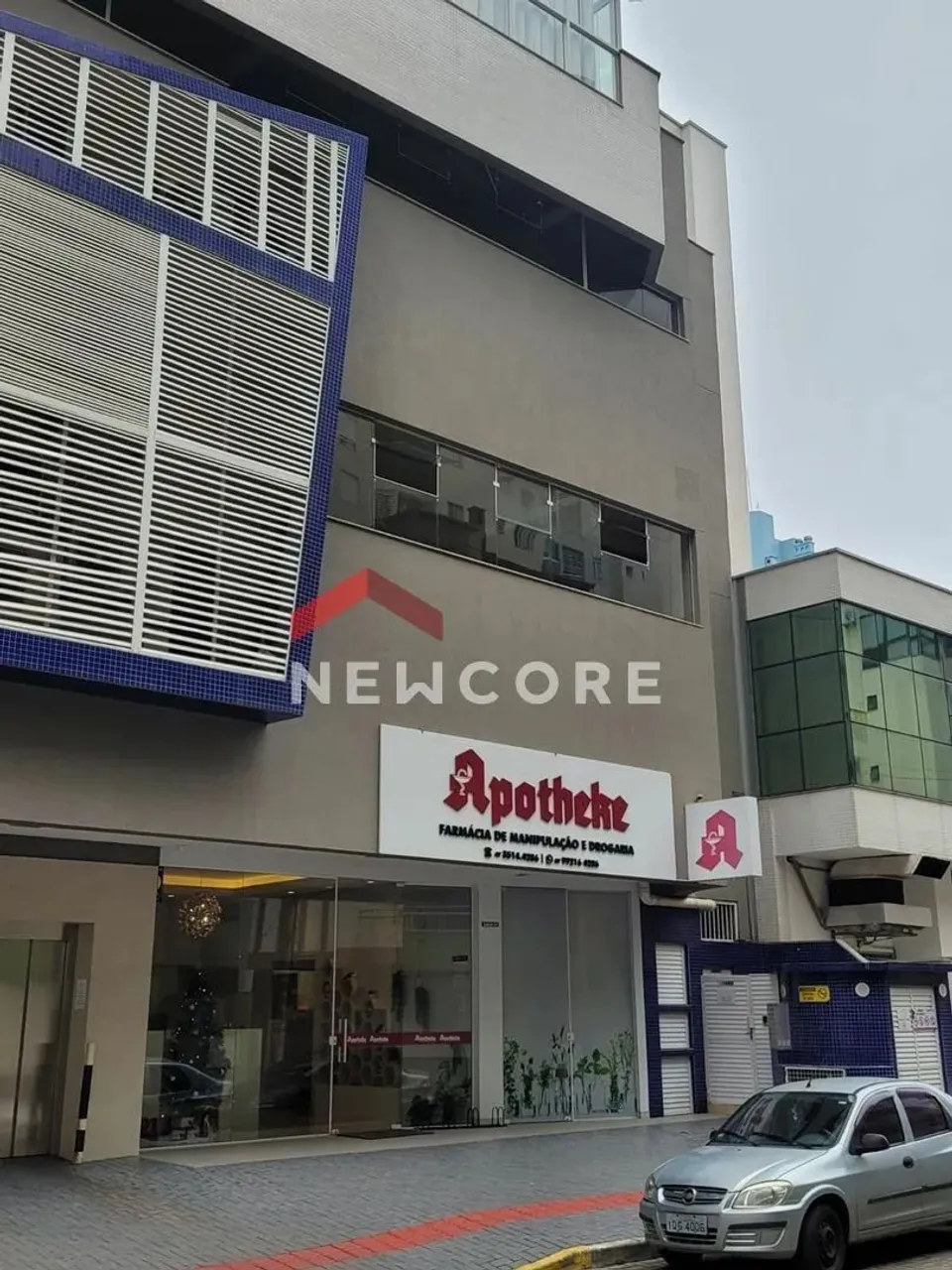 Sala comercial em Avenida Nereu Ramos - Meia Praia - Itapema/SC
