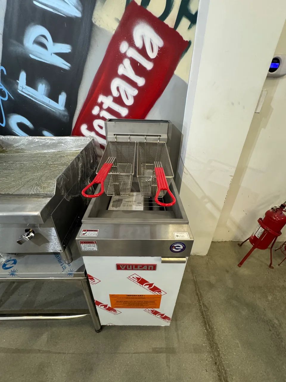 Fritadeira industrial gás glp 120.000 Btus LG400 Vulcan Nova 