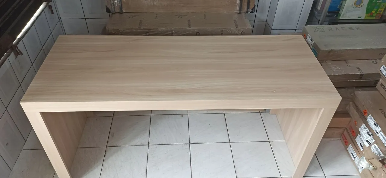 Mesa de Escritório em Madeira