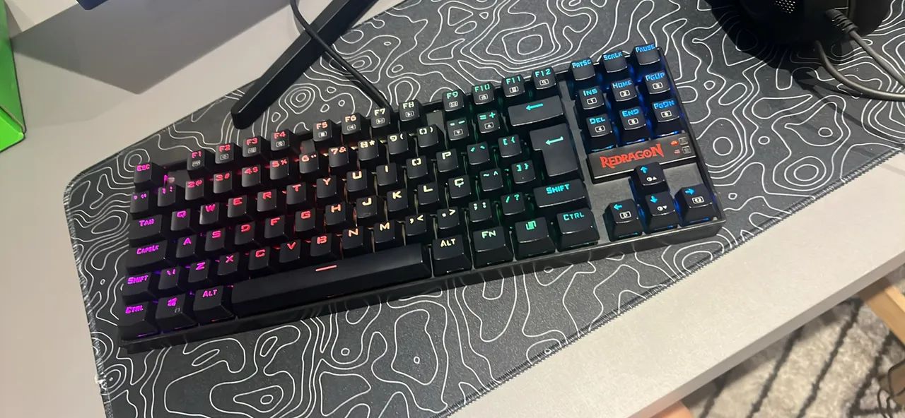 Vendo teclado reddragon kumara chroma tkl - Foto 3