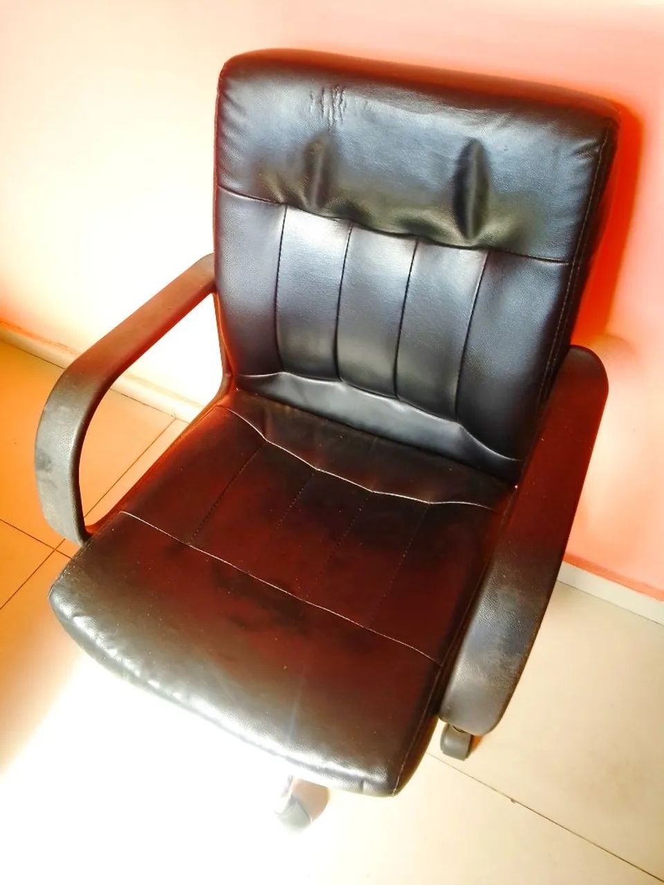 Cadeira Escritorio Presidente - Foto 3