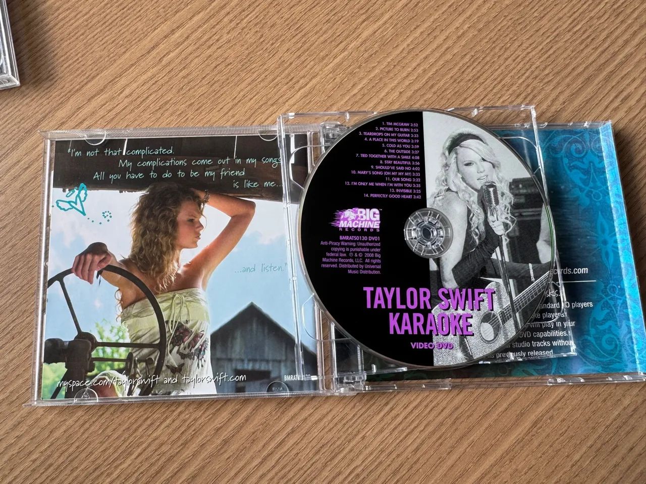 Taylor Swift - CD Karaoke DEBUT - Foto 2