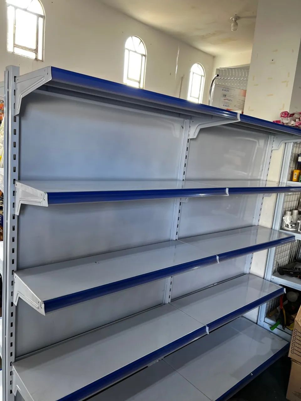 Gôndolas de aço para comércio - Foto 2