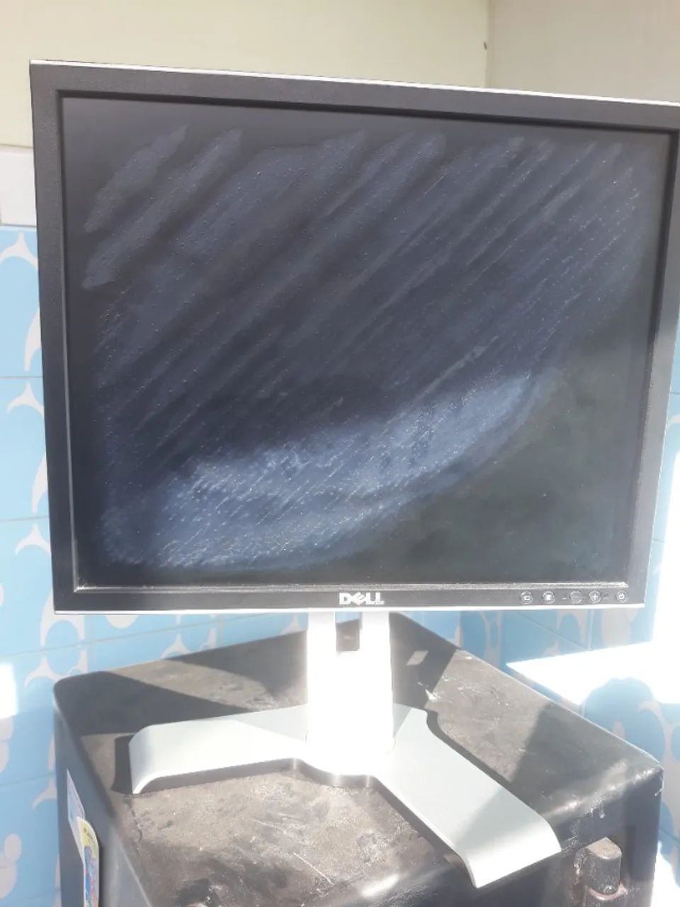 Monitor Dell com Suporte Removível -Mod.1908FPt - Foto 3