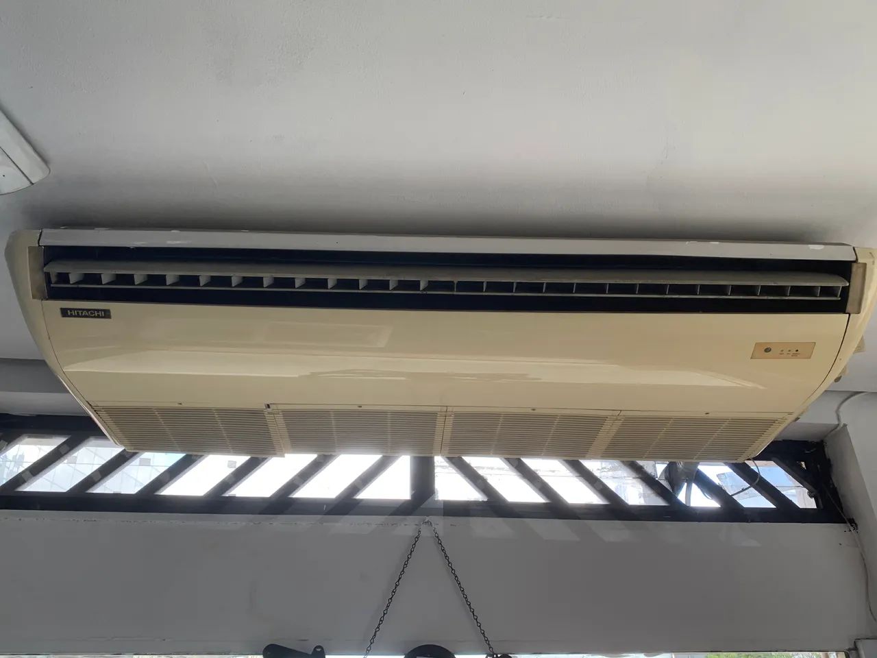 Ar-condicionado piso teto hotachi  - Foto 4