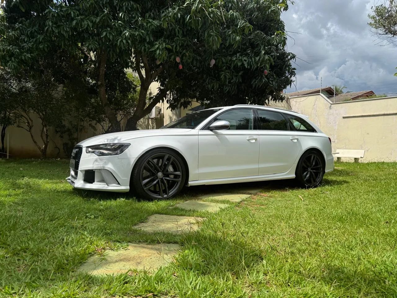 AUDI RS6 4.0 AVANT V8 32V BI-TURBO GASOLINA 4P TIPTRONIC  - Foto 5