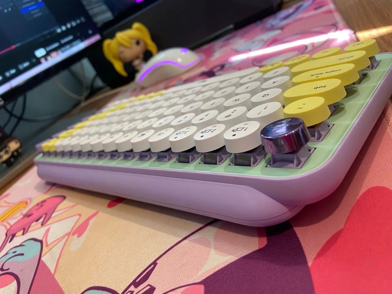 Teclado Mecânico Logitech Retro Pop Keys - Foto 4
