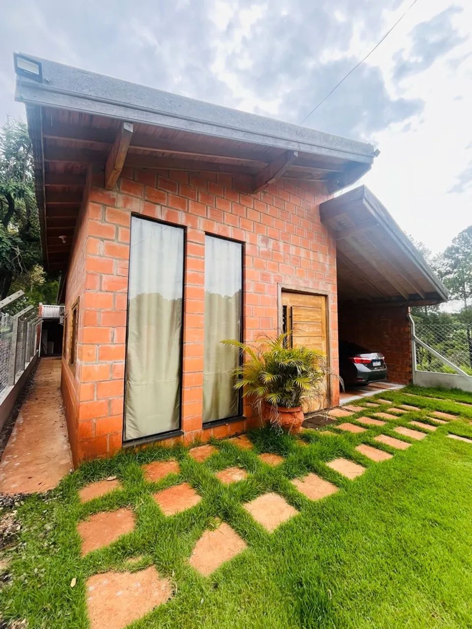 CASA A VENDA NA REPRESA DE AVARÉ