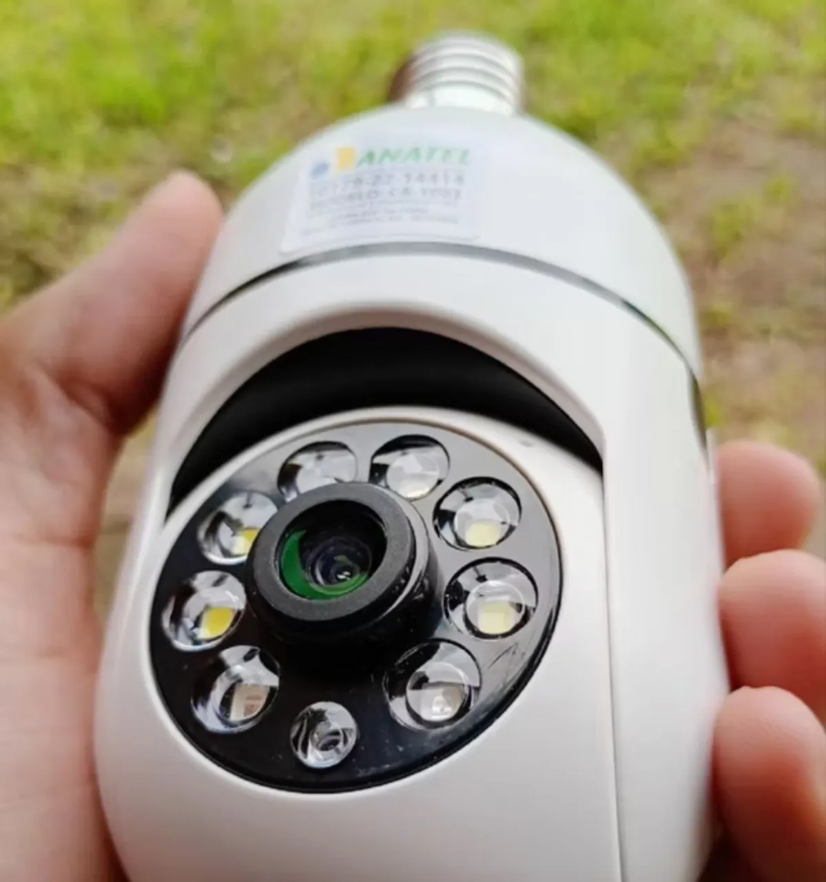 Câmera de Segurança Lâmpada Full HD Wi-Fi