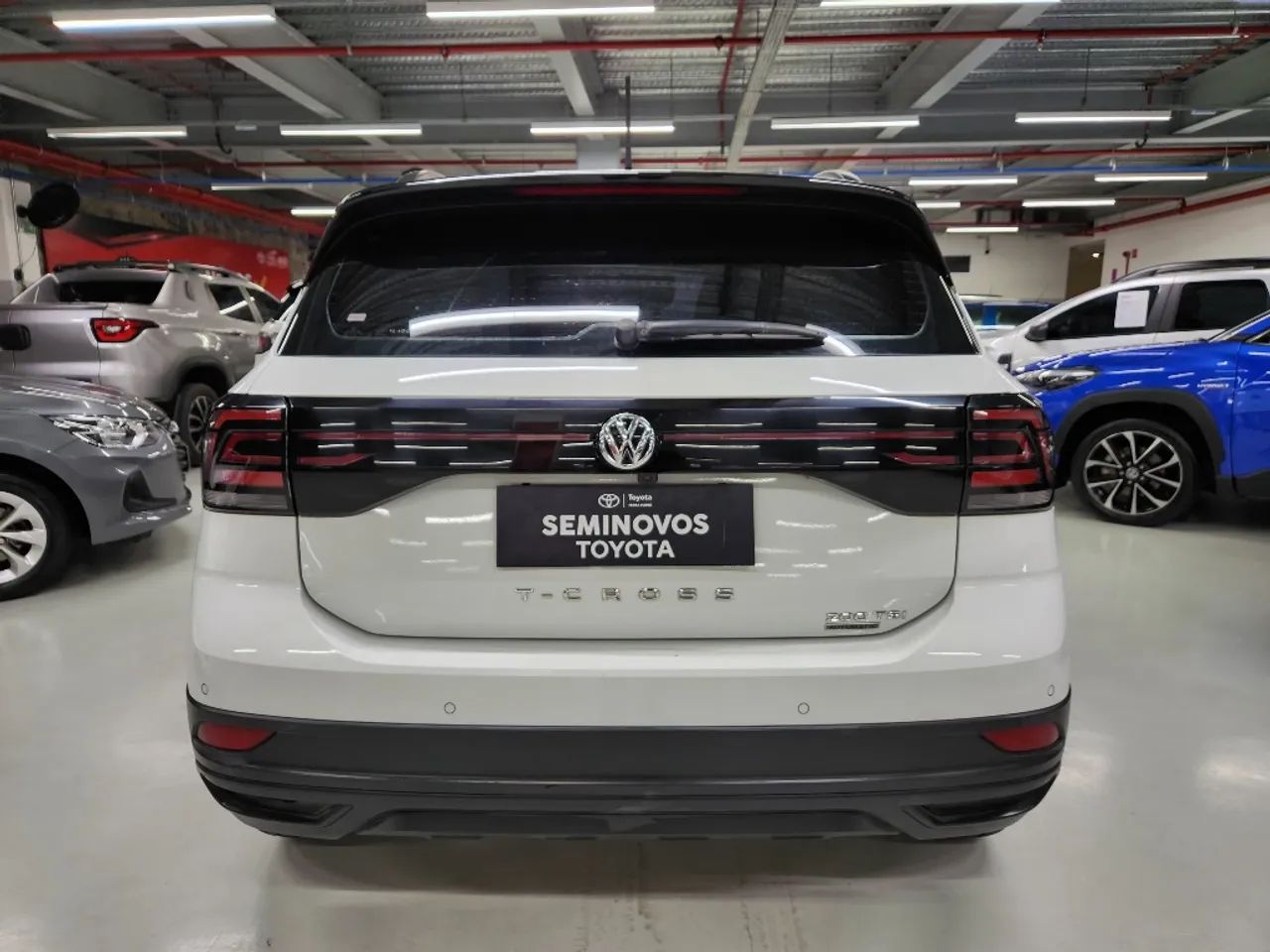 Volkswagen T-Cross 1.0 200 TSI TOTAL FLEX AUTOMATICO - Foto 5