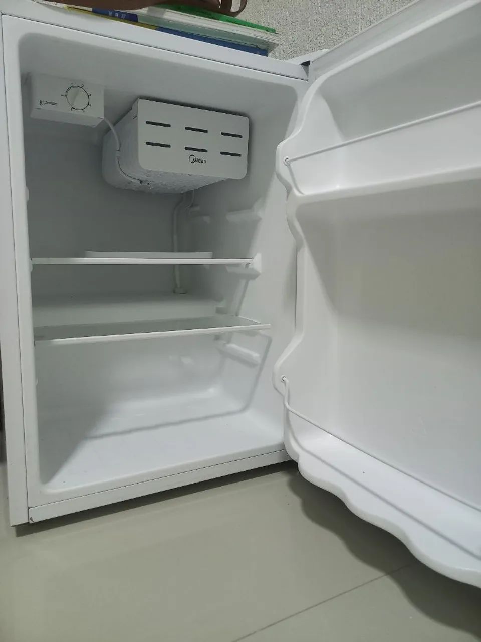Frigobar midea 67 litros - Foto 2
