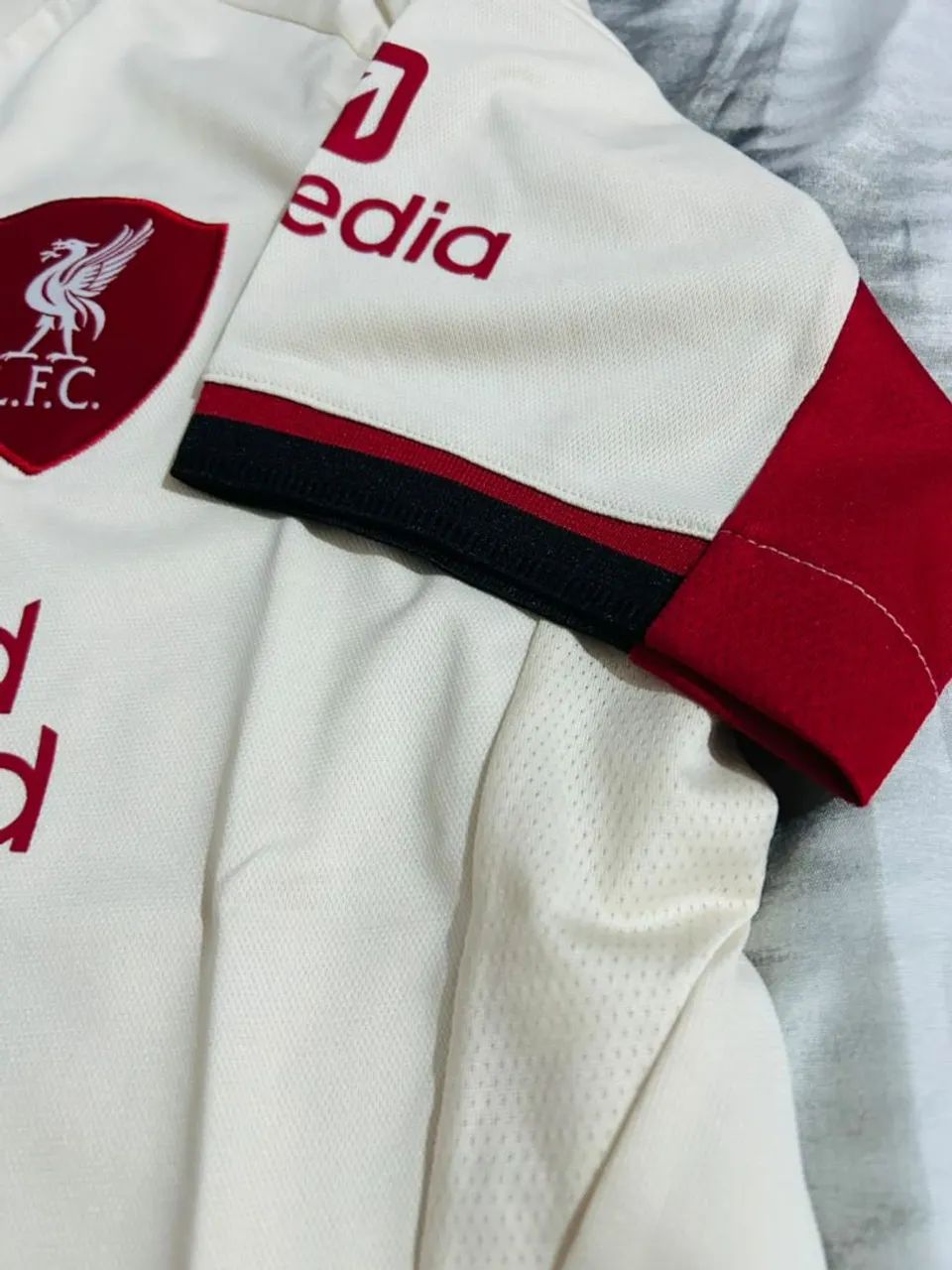 Camisa Liverpool II 25/26. - Foto 4