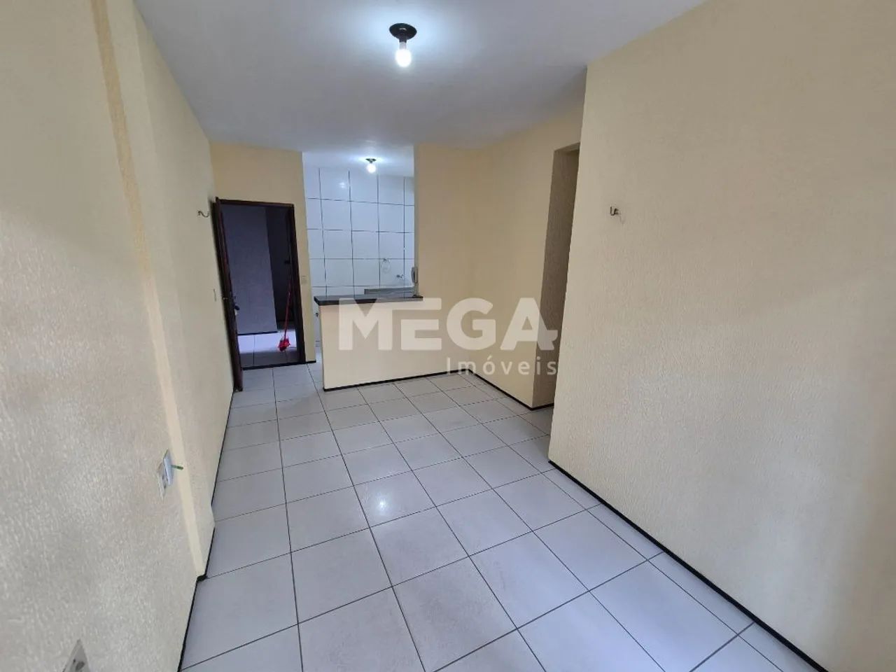 Apartamento com 2 quartos no bairro Montese em Fortaleza, CE - Foto 5