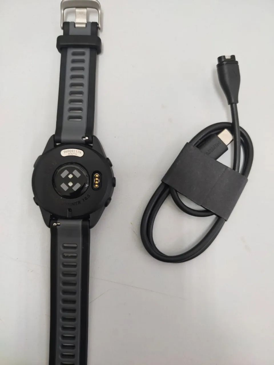 Relógio Garmin Forerunner 165, novo e sem uso