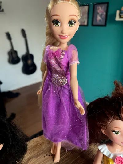 Lote de Bonecas Disney e similar - Conforme fotos - Foto 5