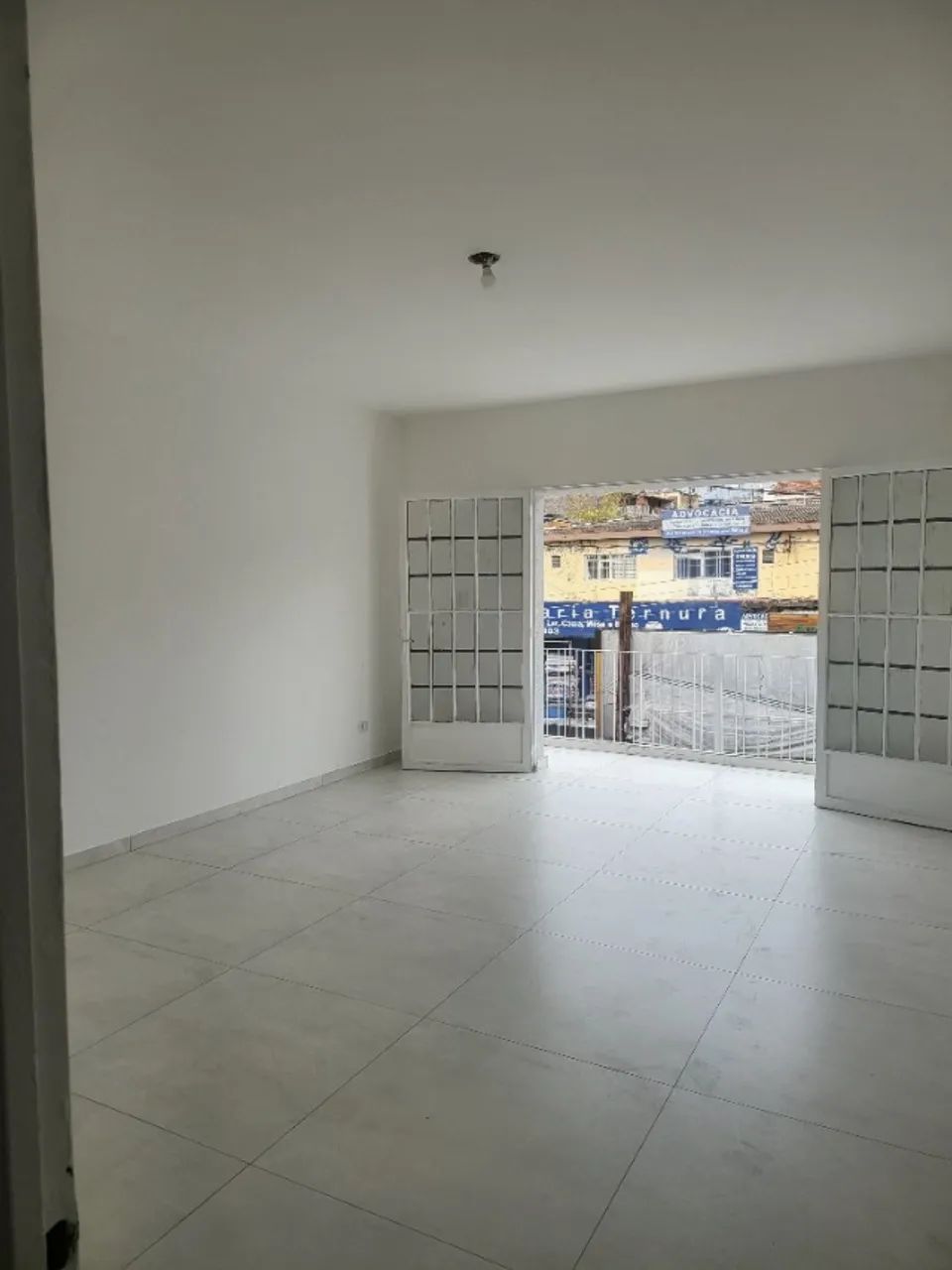 Sobreloja RECEM REFORMADA 100m2,  Centro Comercial em Taboão da Serra SP 