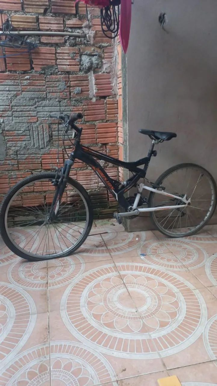 Vendo bicicleta em boas condições 