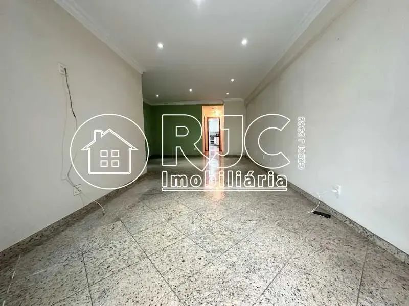 Amplo 4 quartos varandão 2 vagas e juntinho metro - Foto 3