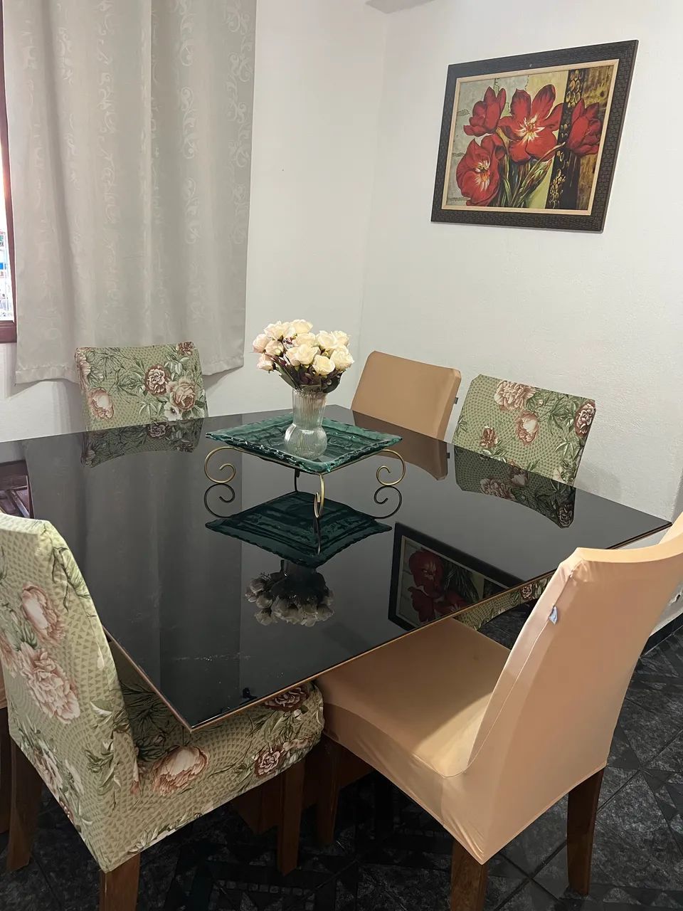 Mesa de vidro com pé madeira 