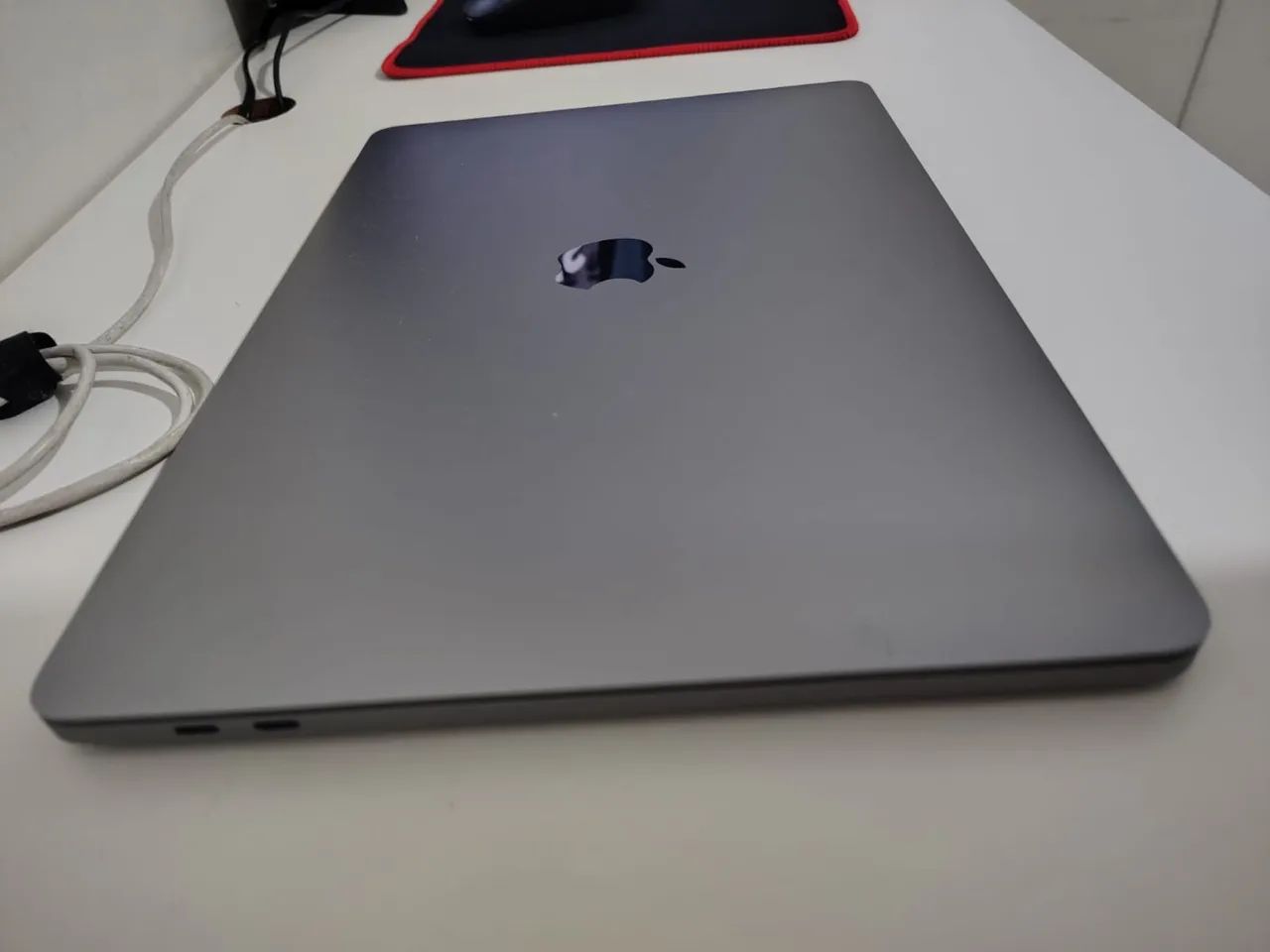 Macbook Pro 2019 c/touch bar - Foto 2
