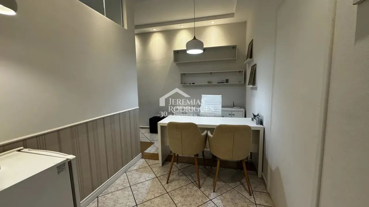Sala comercial para venda em Pindamonhangaba/SP.