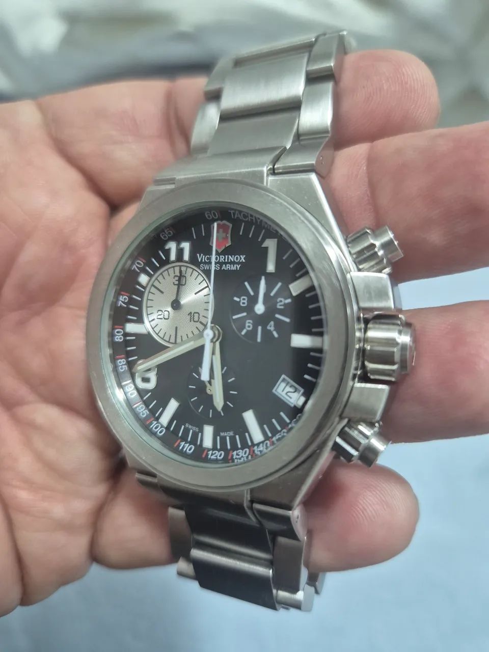 Relógio VICTORINOX CONVOY CHRONOGRAPH 241158 - IMPECÁVEL