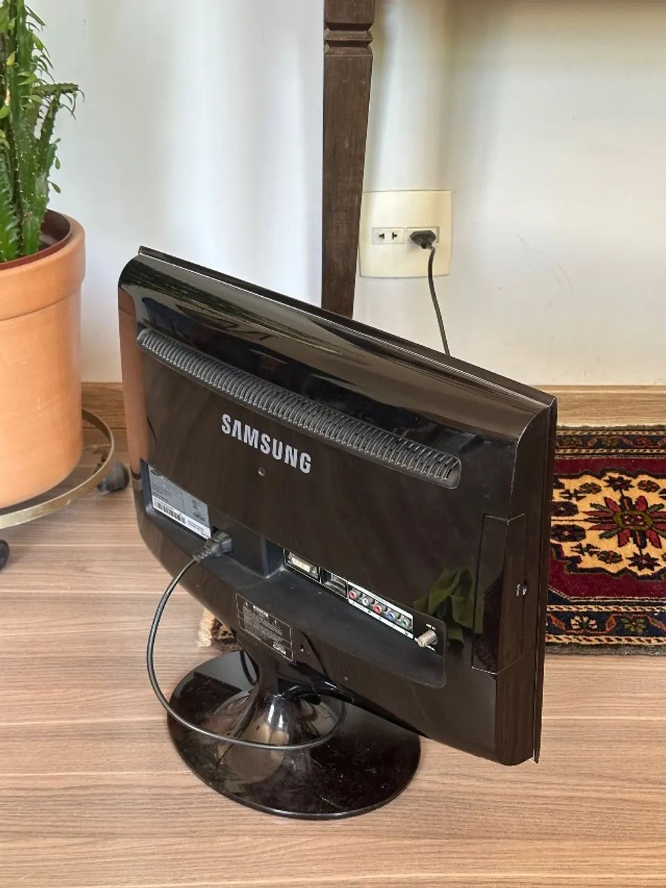 TV Monitor Samsung T200M 20 polegadas - Foto 2