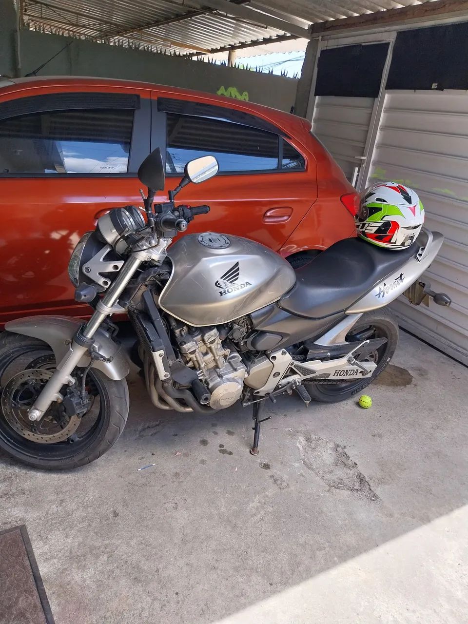 Hornet nova