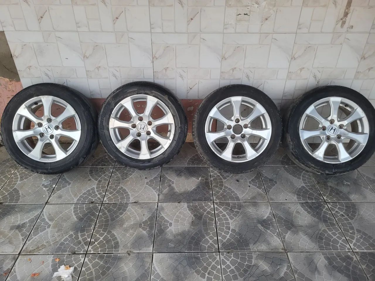 Jogo de rodas Originais Honda Civic 2014, preço baixo para vender logo!  - Foto 3