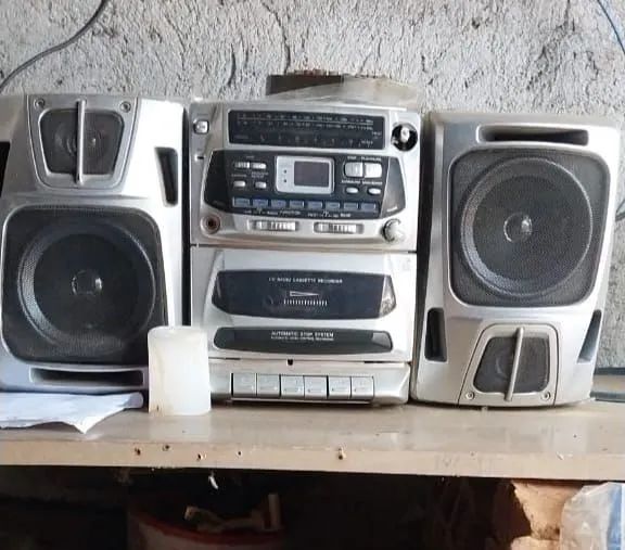 Vendo esses 2 radios - Foto 2
