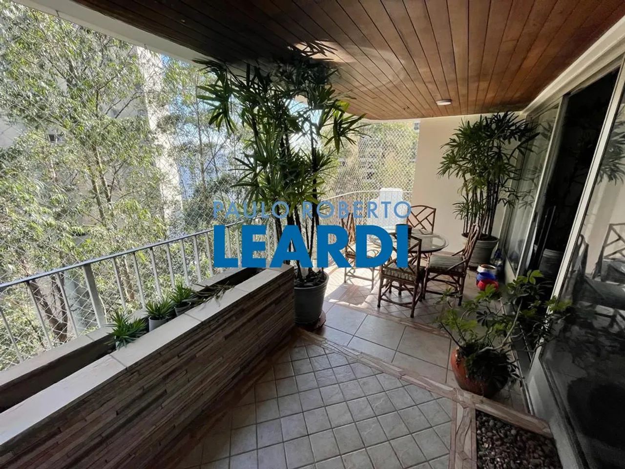 APARTAMENTO - MORUMBI - SP